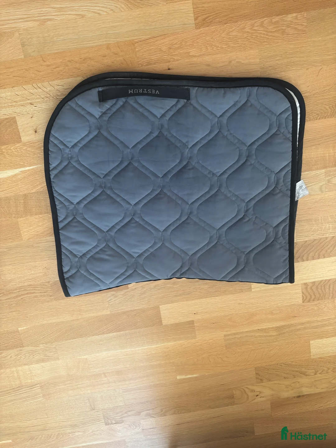 Schabrak & Vojlockar hästutrustning till salu: Säljer Vestrum schabrak i Järna - Annons 2