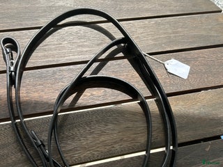 Träns hästutrustning till salu: Lädertyglar i Lindesberg - Annons 23