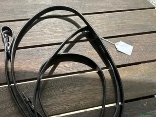 Träns hästutrustning till salu: Lädertyglar i Lindesberg - Annons 2