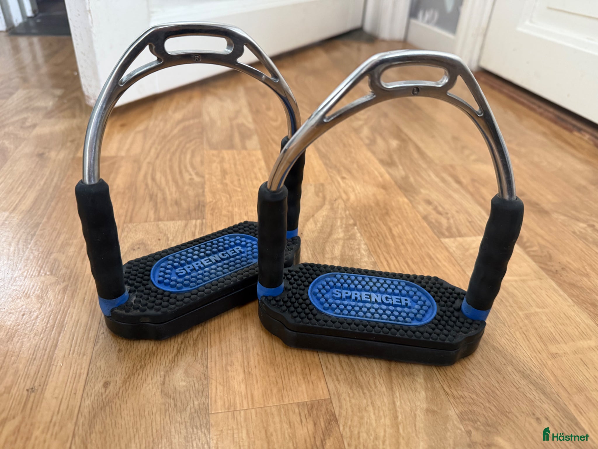 Stigbyglar hästutrustning Bow balance  - Annons 1