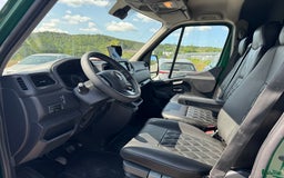 Hästlastbilar  fordon & transport till salu: Nybyggd Hästbuss Renault Master i Partille - Bild 12