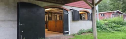  stallplats finnes: 2 lediga ponnyboxar  - Annons 2