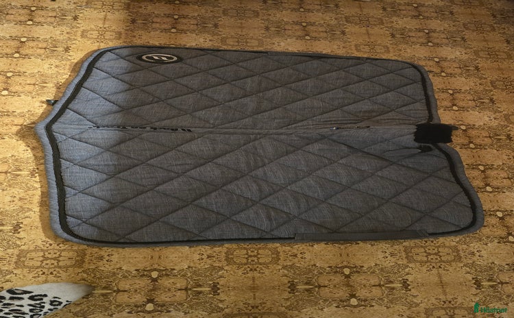 Schabrak & Vojlockar hästutrustning till salu i Malmköping - Annons 1