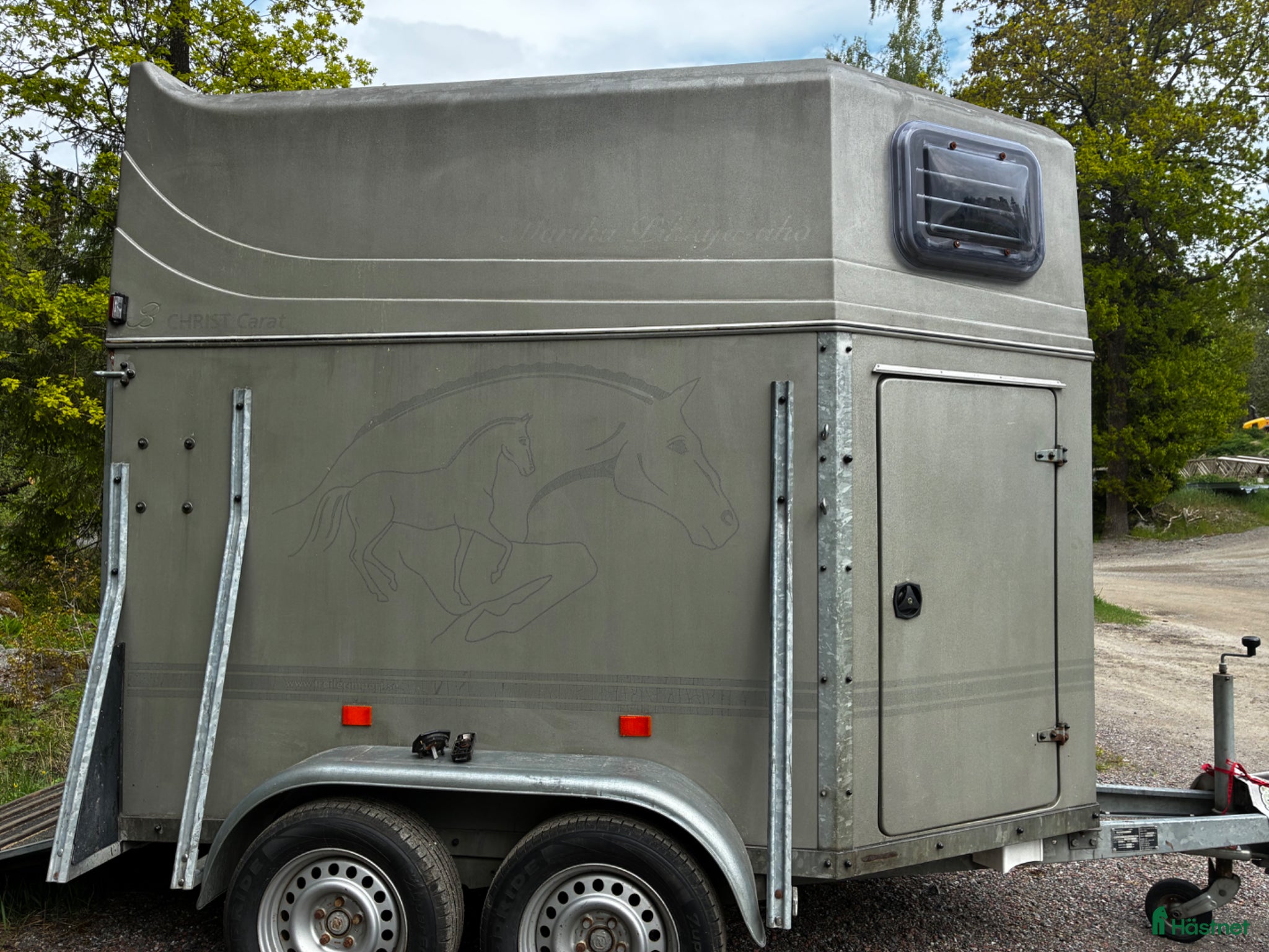 Hästtransporter  fordon & transport till salu: Glasfiber vagn i gottskick  - Annons 6