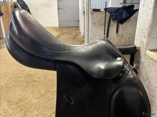 Sadlar hästutrustning Equipe Linnea 17” - Annons 1