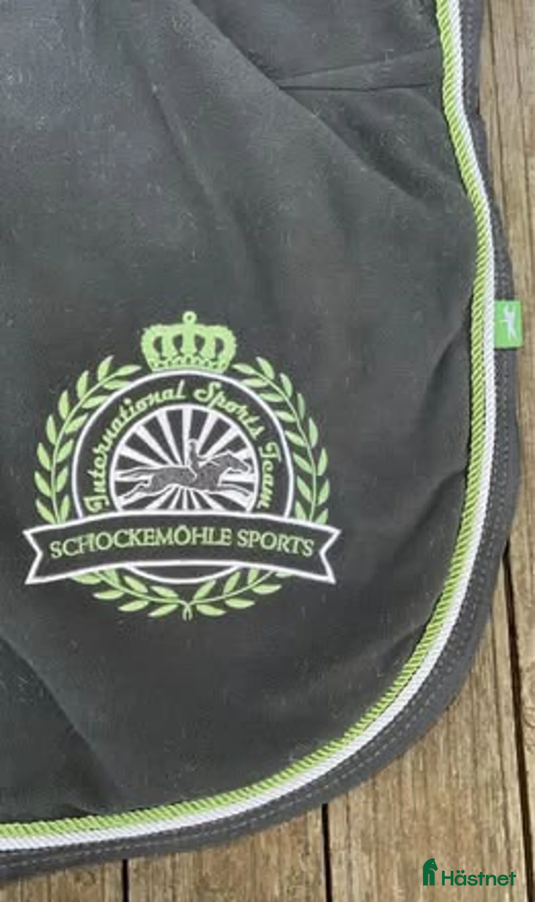 Täcken hästutrustning till salu: Shockemöhle ländtäcke i Vallentuna - Annons 2