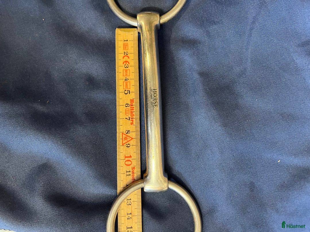 Bett hästutrustning till salu: Billiga bett i Tibro - Annons 3