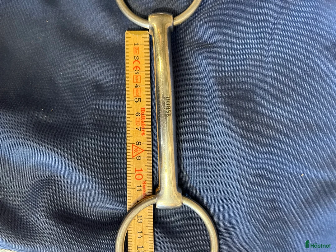 Bett hästutrustning till salu: Billiga bett i Tibro - Annons 3