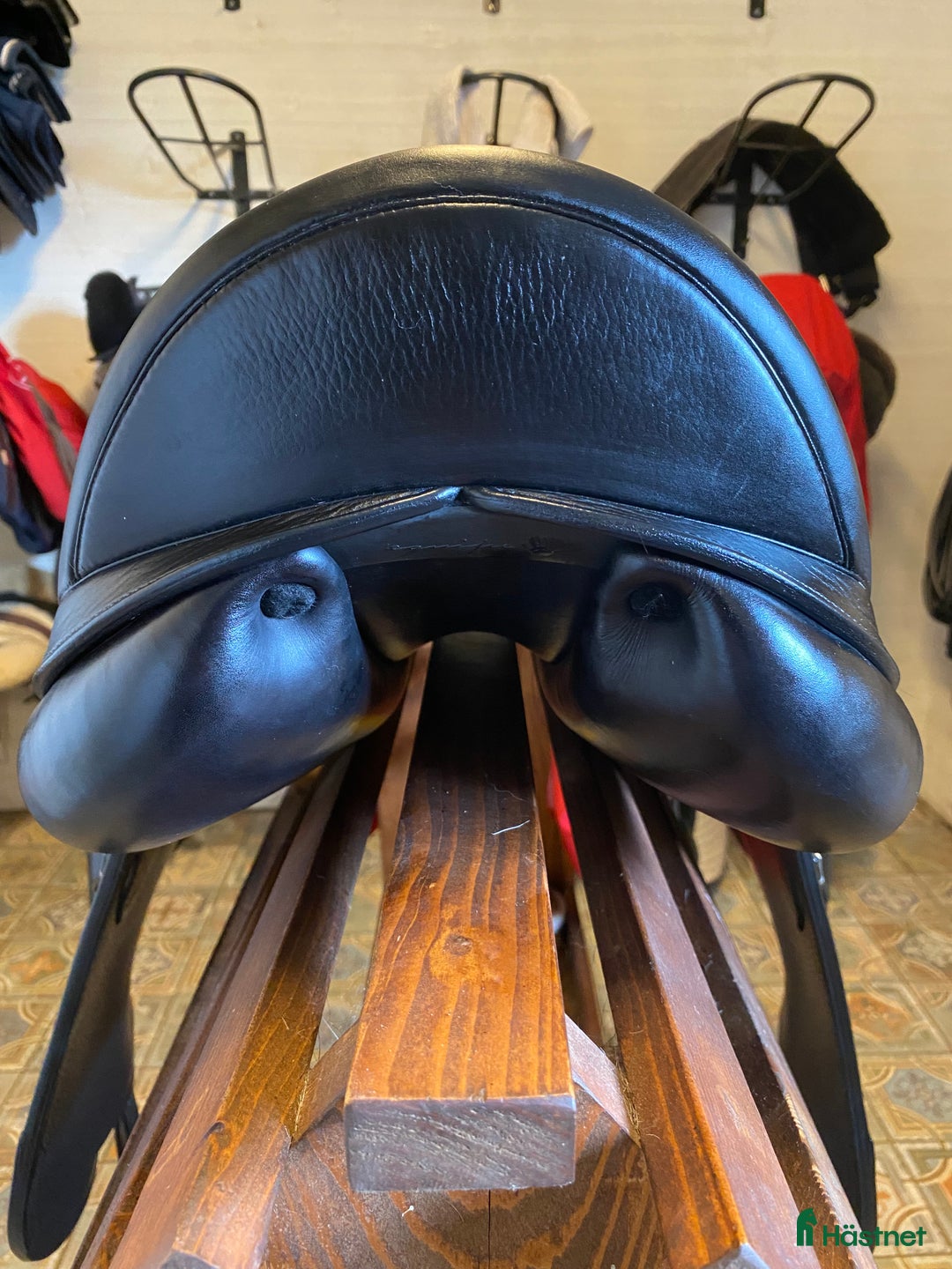 Sadlar hästutrustning till salu: Equipe Olympia Mono dressyrsadel i Tranås - Annons 4