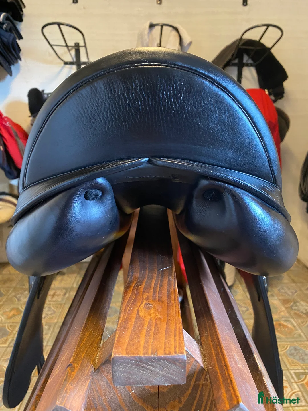 Sadlar hästutrustning till salu: Equipe Olympia Mono dressyrsadel i Tranås - Annons 4