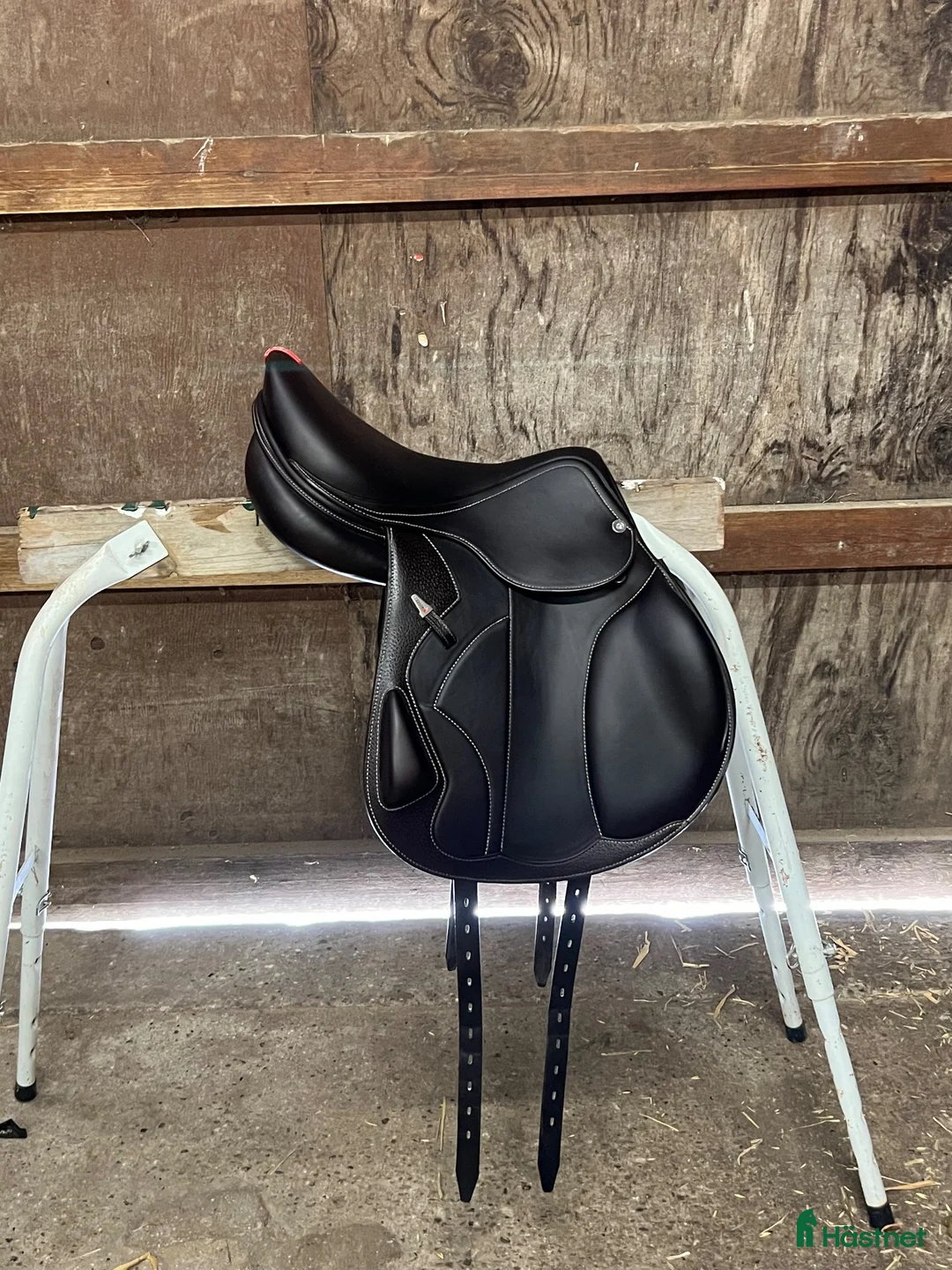 Sadlar hästutrustning till salu: Equipe EK-Evo 16,5” - Annons 1