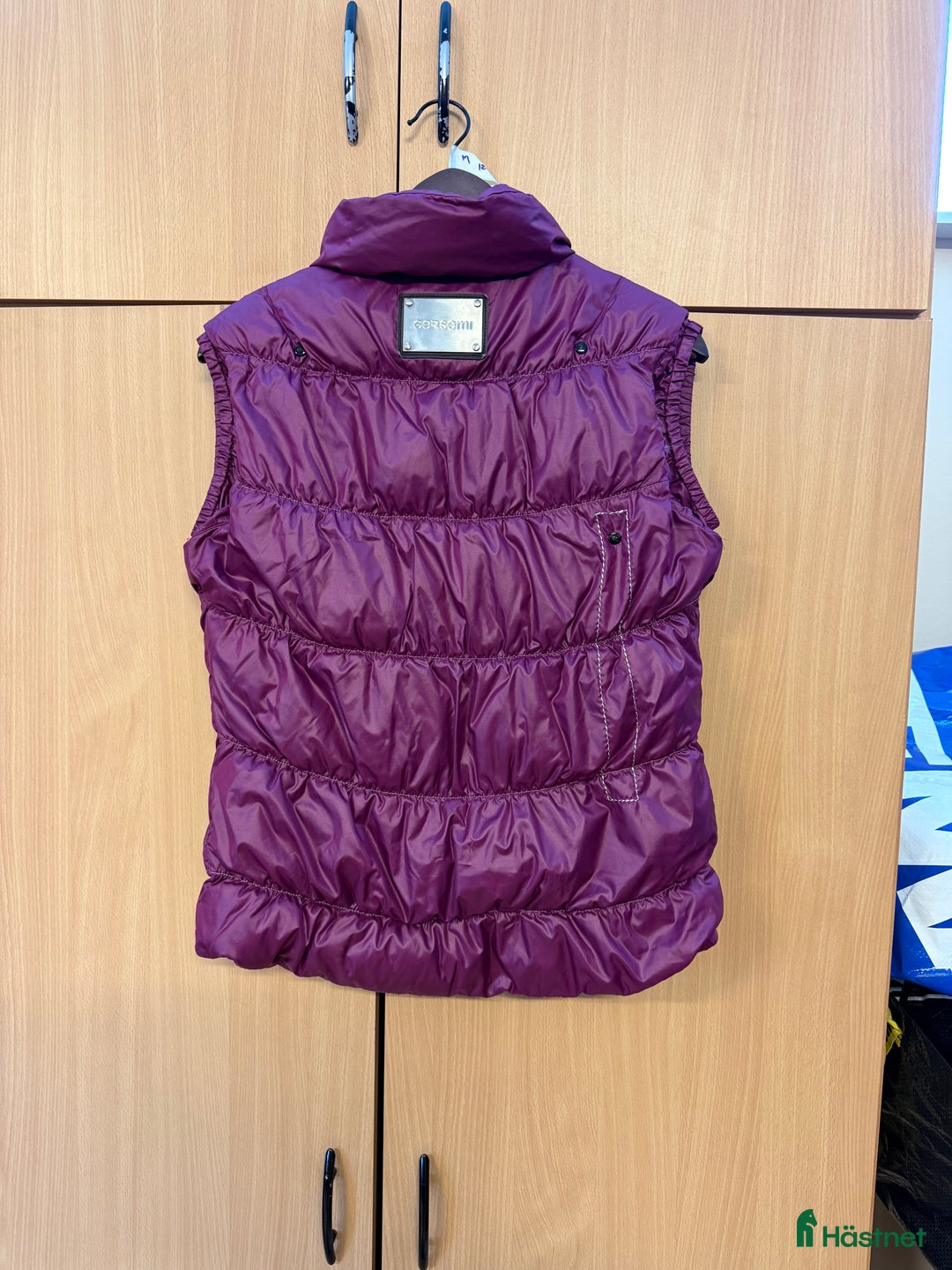 Jackor & Kavajer ryttarutrustning till salu: Skön väst  i Vendelsö - Annons 2