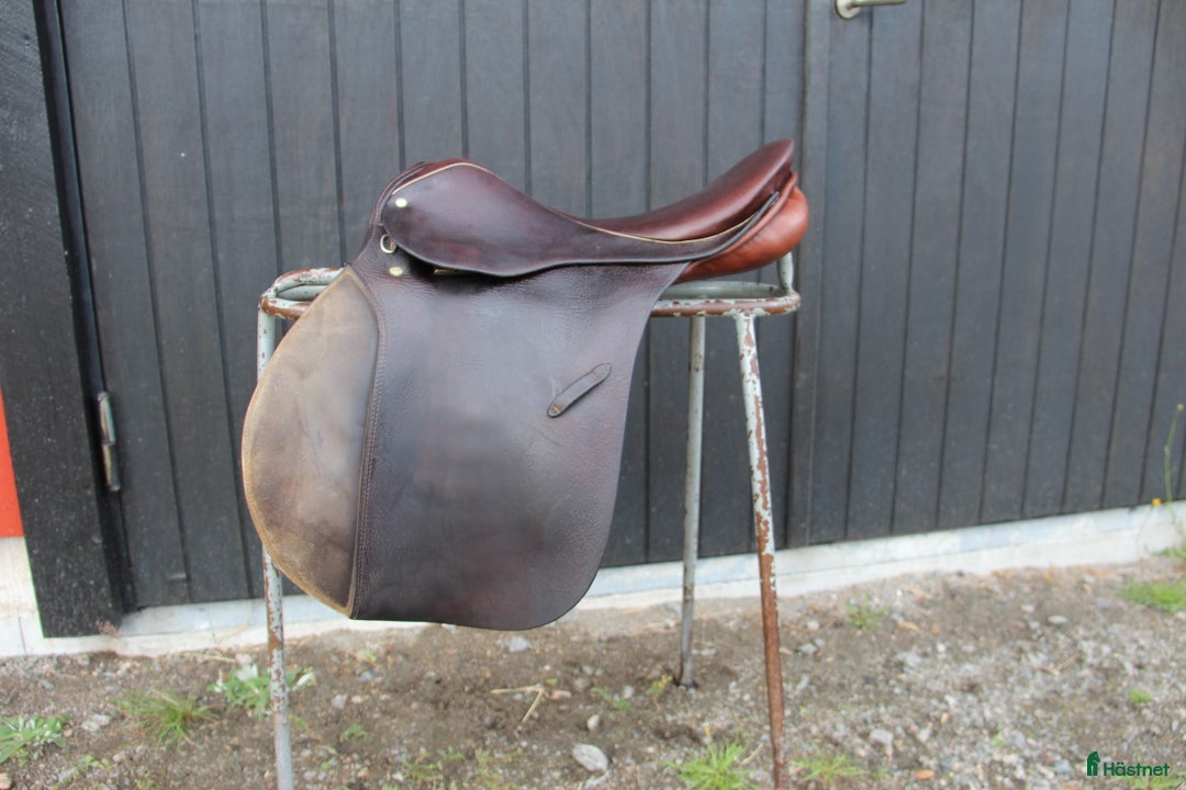 Sadlar hästutrustning till salu: Billiga sadlar i Bollebygd - Annons 4