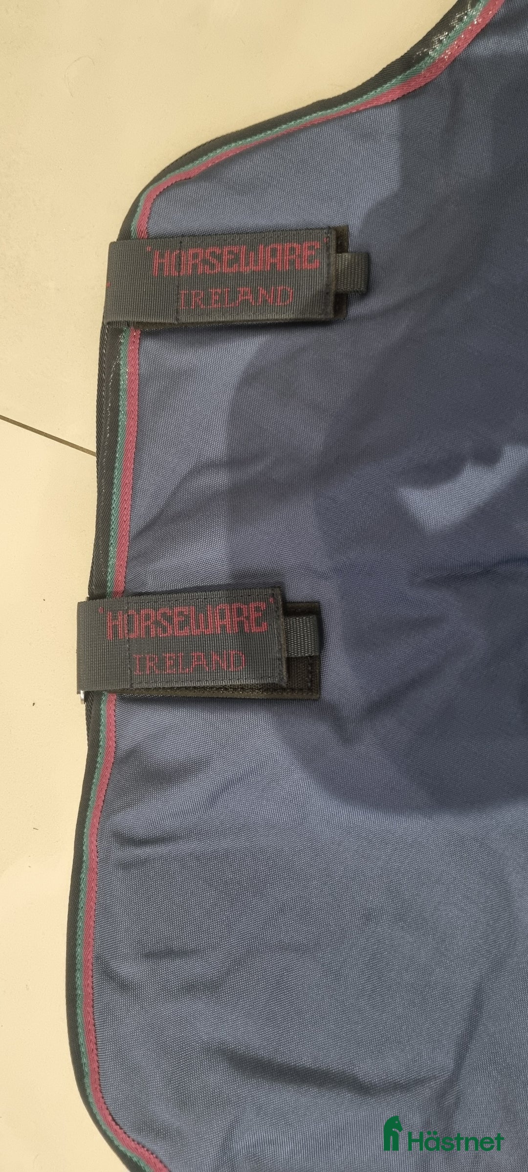 Täcken hästutrustning till salu: 150g hals till Horseware Rambo utetäcken, stl M  i Södertälje - Annons 2