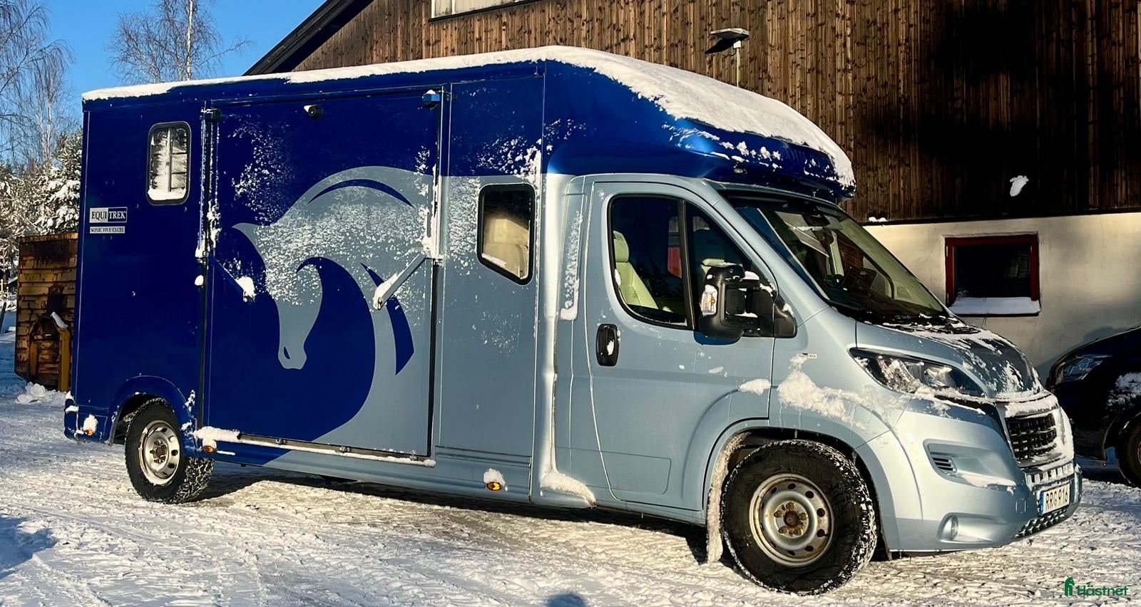 Hästlastbilar  fordon &amp; transport till salu: B-korts hästbuss i Västervik - Annons 3