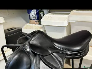 Sadlar hästutrustning Prestige Meredith i Norrfjärden - Annons 5