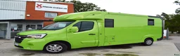 Hästlastbilar  fordon & transport till salu: Alfab 5 sits Stuteri 2022 Automat 7300mil - Annons 1