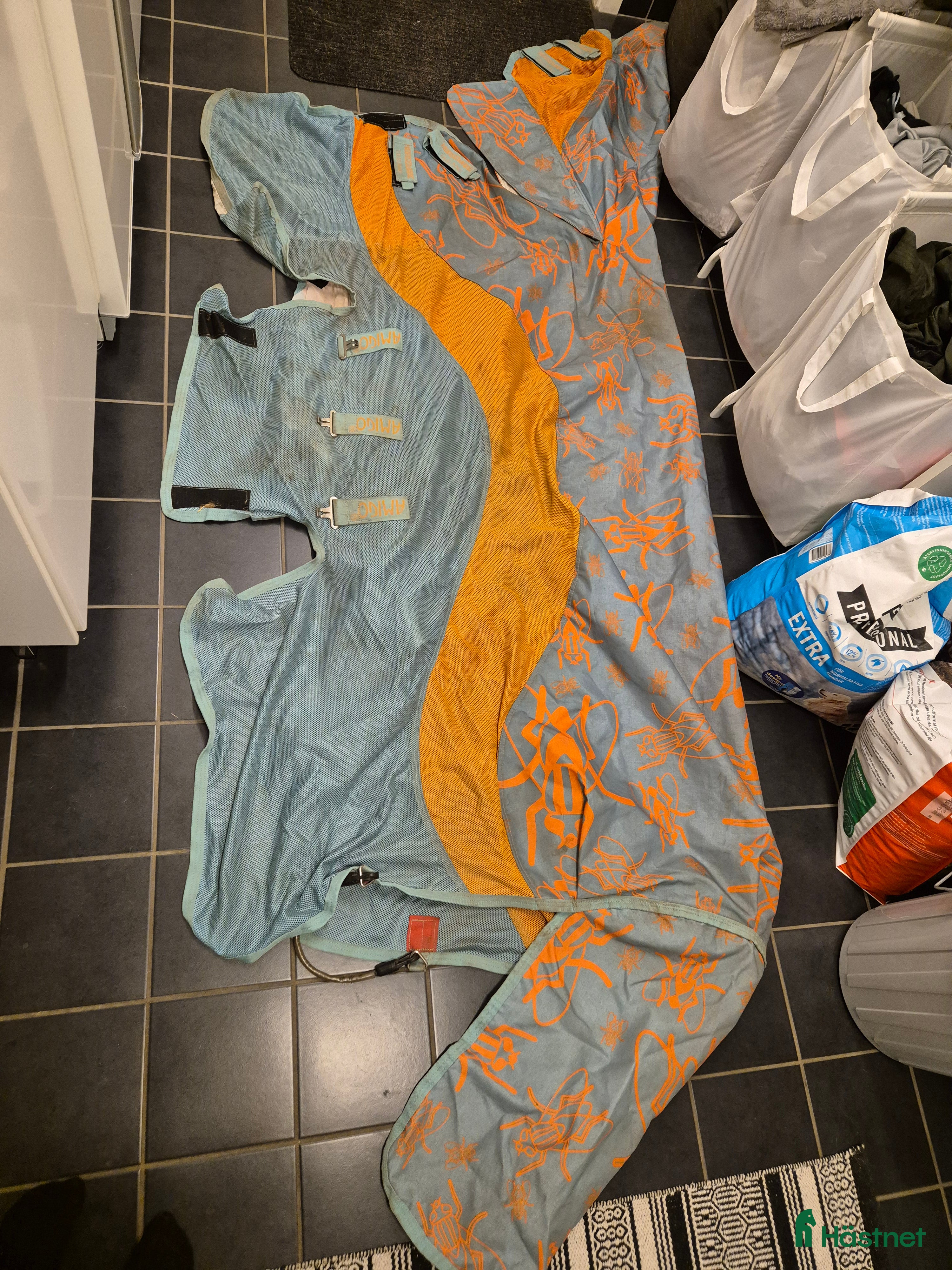 Täcken hästutrustning till salu: Horseware Amigo Three-In-One Evolution i Falköping - Annons 16