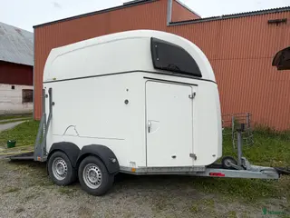 Hästtransporter fordon & transport till salu: Bäckman Comfort 2016 - Annons 3