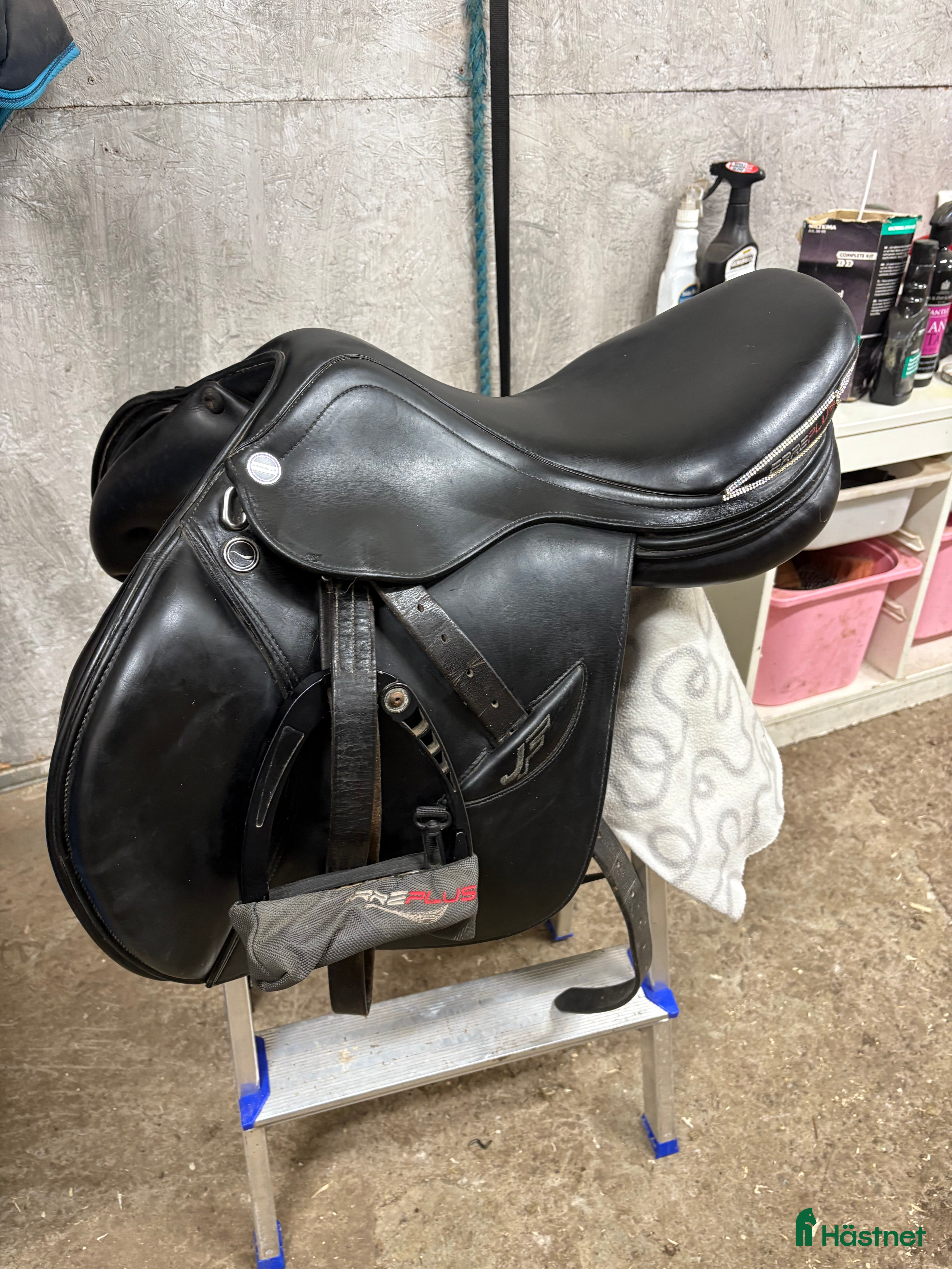 Sadlar hästutrustning till salu: Hoppsadel  i Luleå - Annons 9