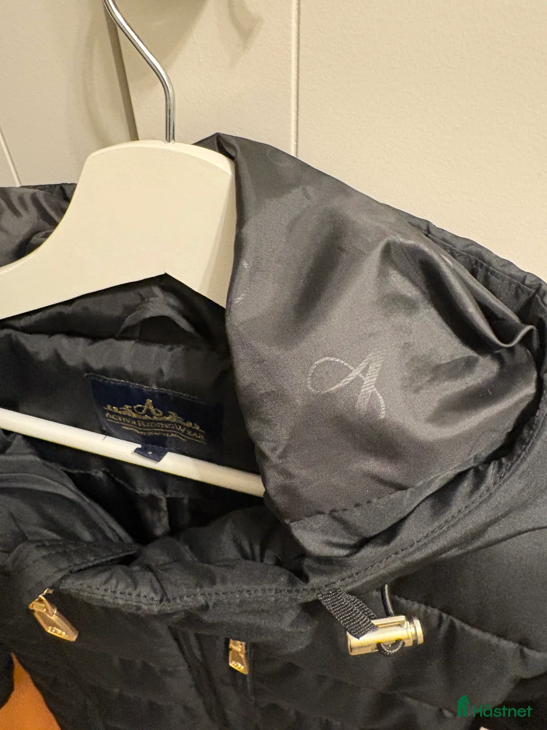 Jackor & Kavajer ryttarutrustning till salu: Ridjacka fodrad stl S i Västra Frölunda - Annons 4