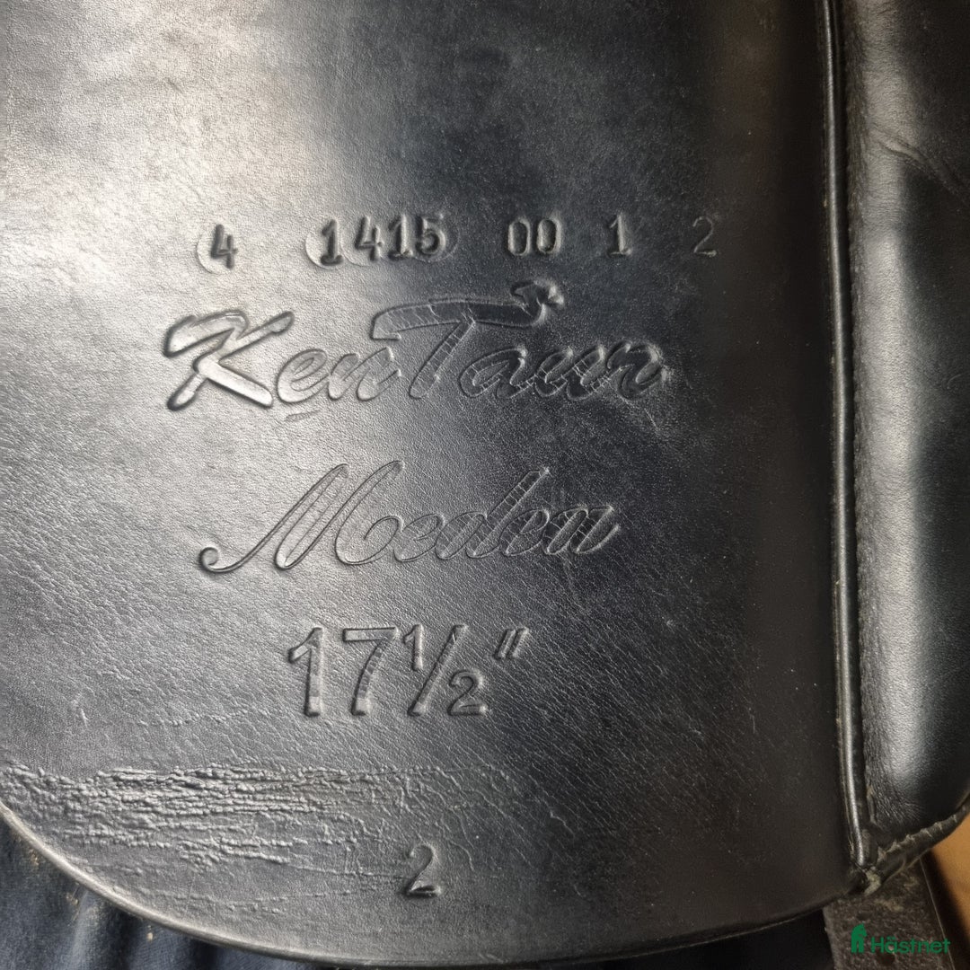 Sadlar hästutrustning till salu: Kentaur dressyrsadel säljes i Skultuna - Annons 5