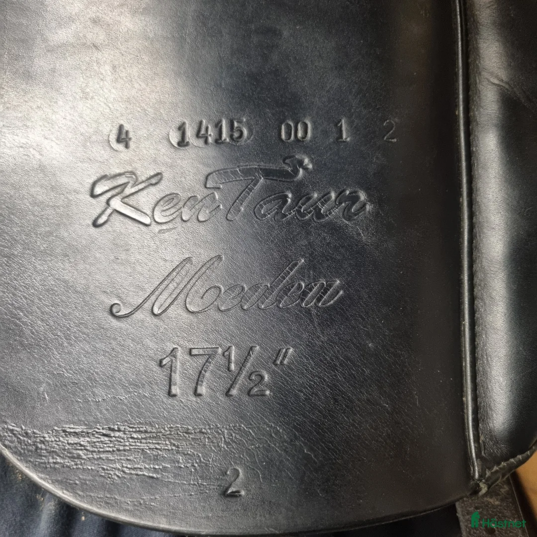 Sadlar hästutrustning till salu: Kentaur (Medea) dressyrsadel 17.5' säljes i Skultuna - Annons 5