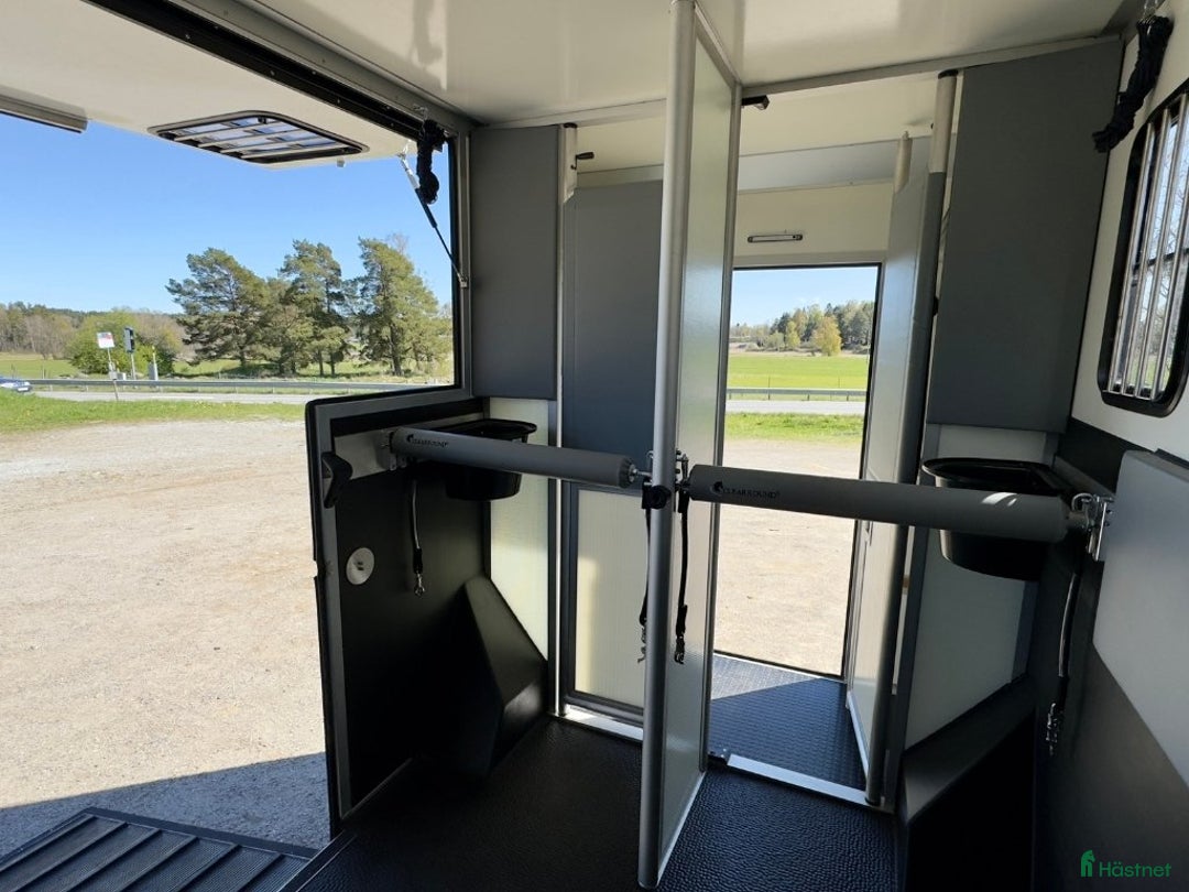 Hästlastbilar  fordon & transport till salu: Stuteri miljöhybrid  Demobil - Annons 9