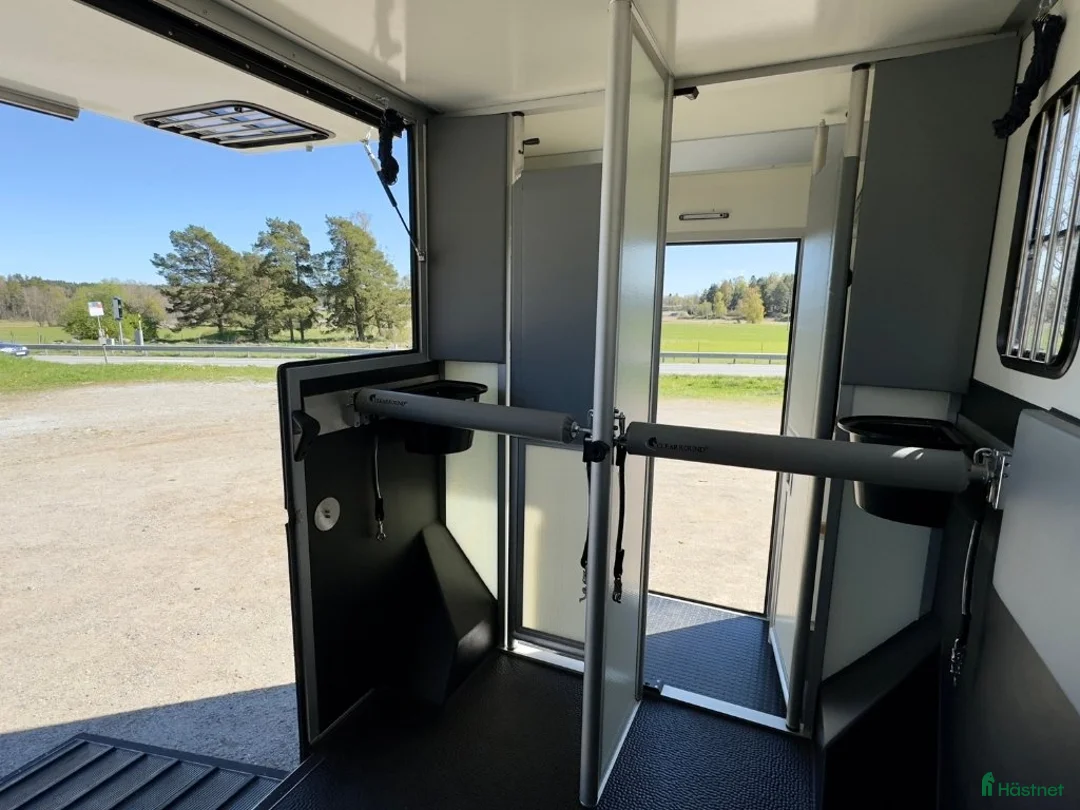 Hästlastbilar  fordon & transport till salu: Stuteri miljöhybrid  Demobil - Annons 9