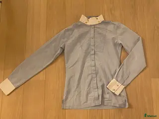 Övrigt Ridkläder ryttarutrustning till salu: Mountain Horse tävlings skjorta säljes - Annons 2