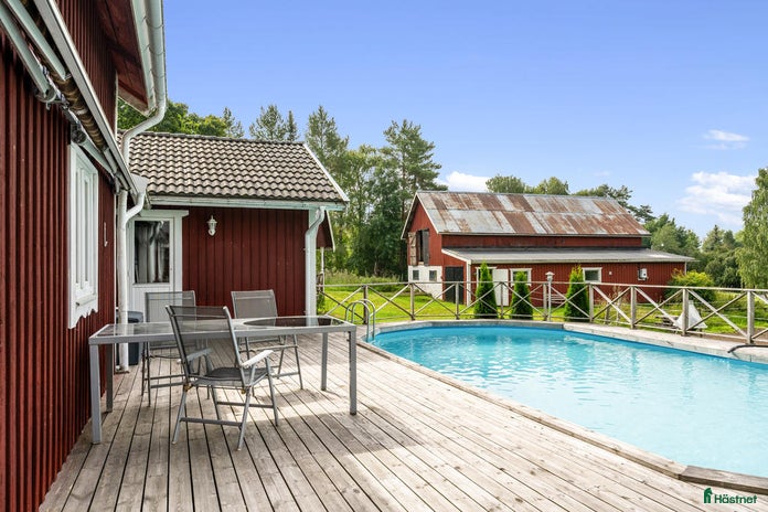 hästgårdar till salu i Dala-husby - Annons 1