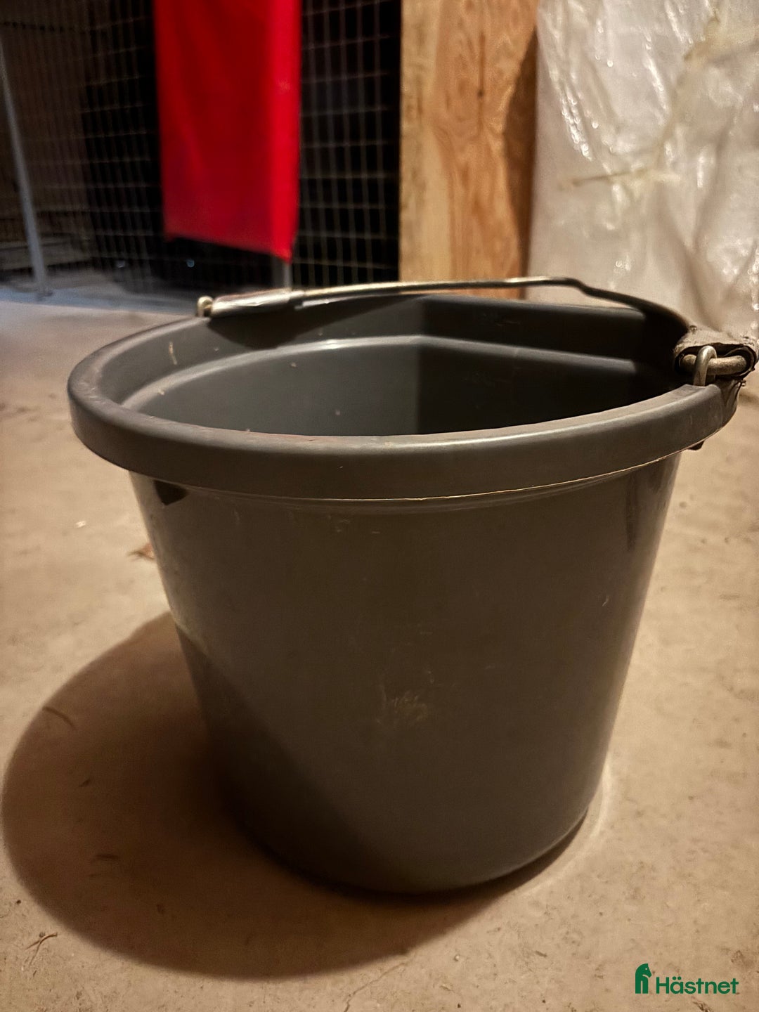 Övrig Hästutrustning hästutrustning till salu: Vattenhink ny i Tyresö - Annons 2