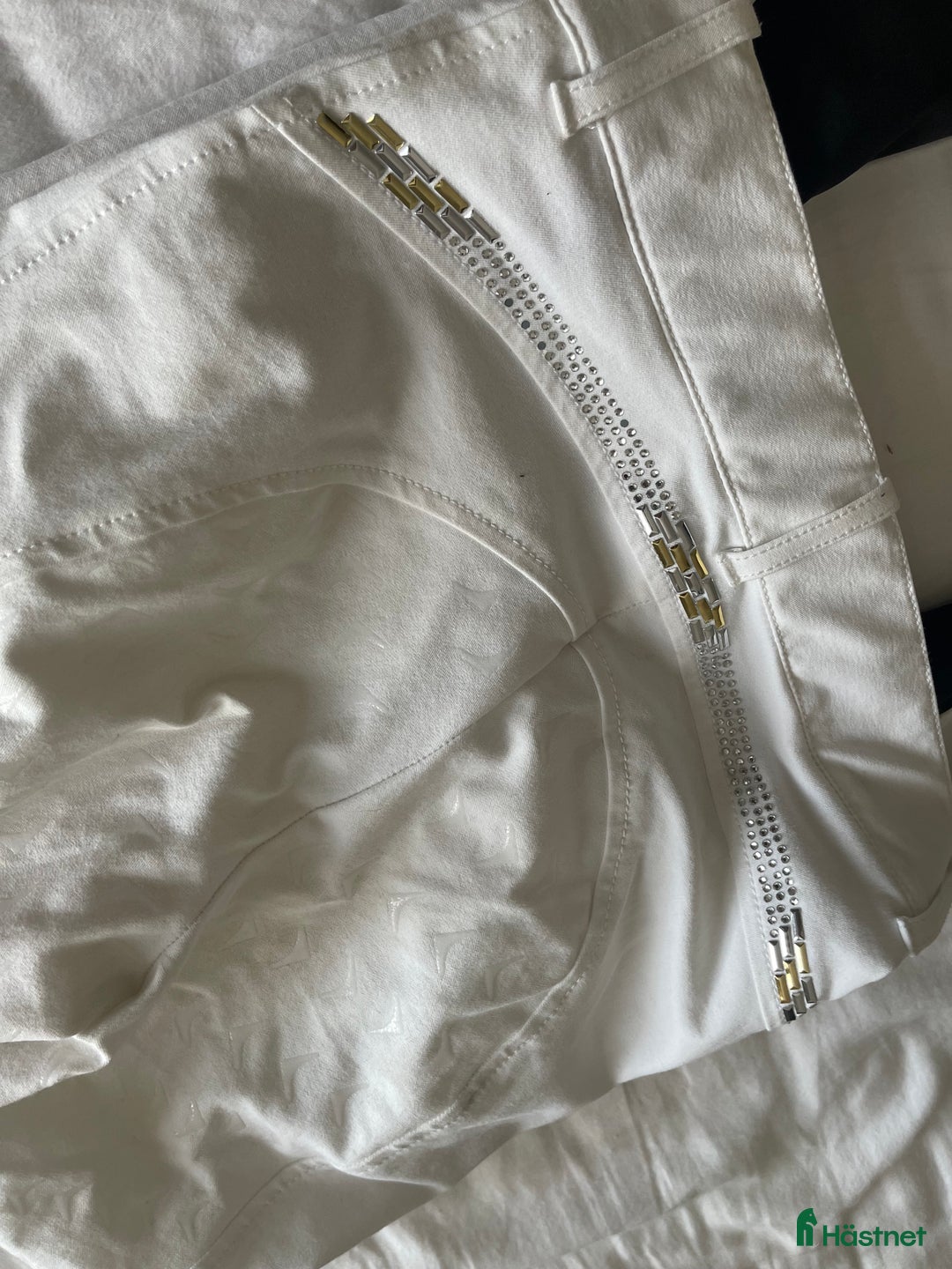 Ridbyxor ryttarutrustning till salu: Equiline ridbyxor  i Hästveda - Annons 4