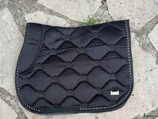 Schabrak & Vojlockar hästutrustning till salu: Schabrak i Visby - Annons 3