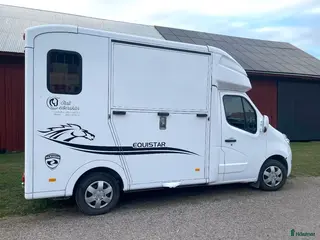 Hästlastbilar fordon & transport till salu: B kors buss i Odensbacken - Annons 1