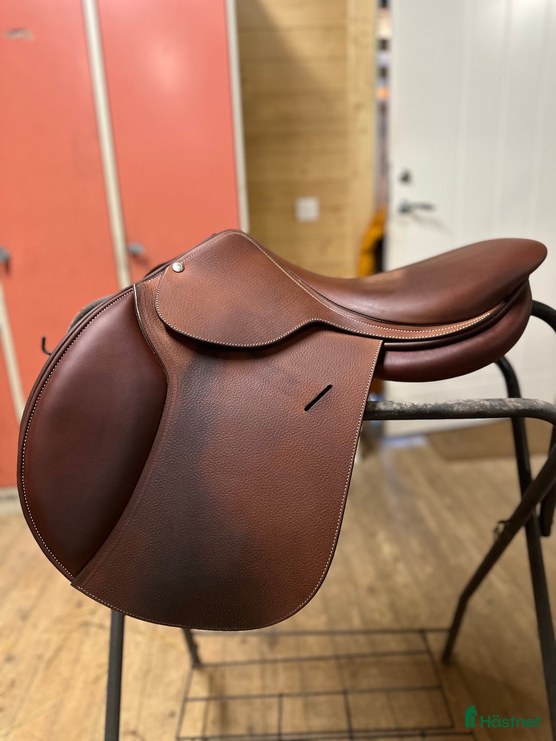 Sadlar hästutrustning till salu: Butet i nyckick i Södertälje - Annons 1