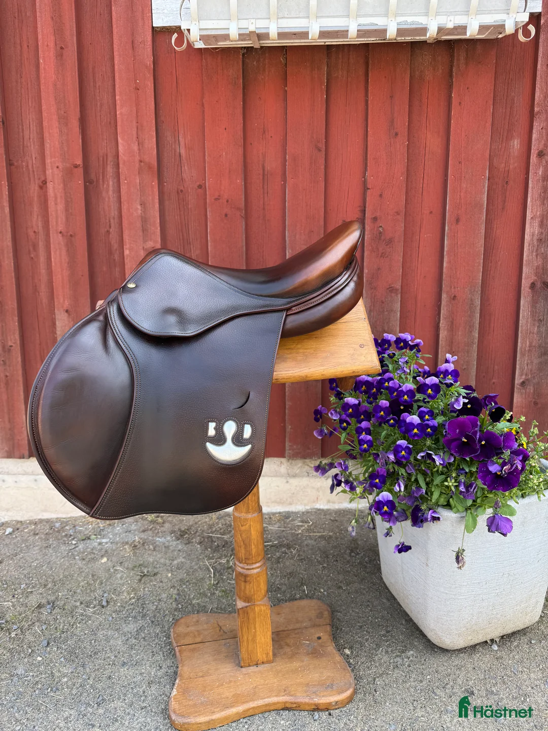 Sadlar hästutrustning till salu: Bruno Delgrange Partition i Sandhem - Annons 1