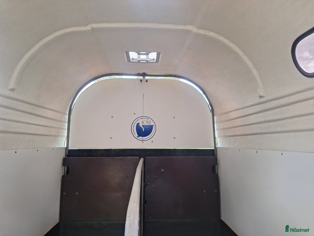 Hästtransporter  fordon & transport till salu: Rymligt extra högt och brett hästsläp  i Vännäs - Bild 5