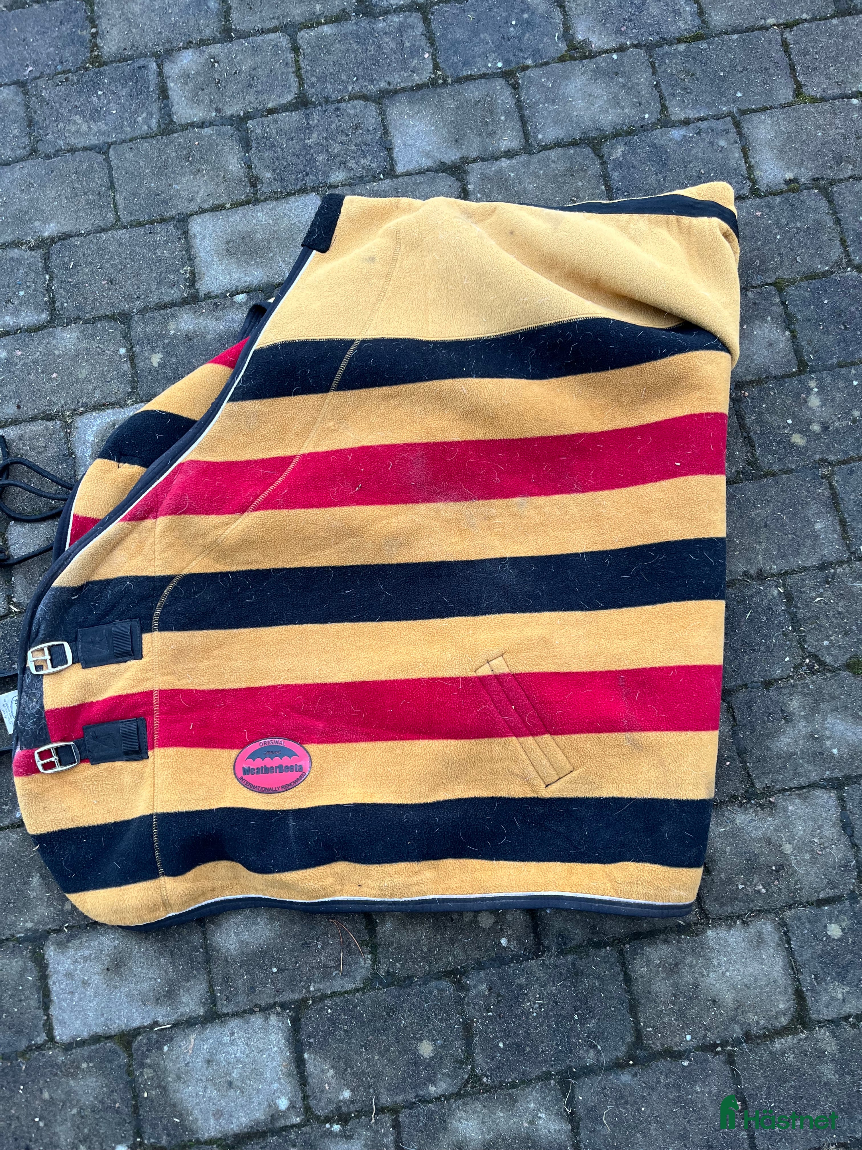 Täcken hästutrustning Waeatherbeetha Fleece Cooler storlek 135 cm - Annons 5