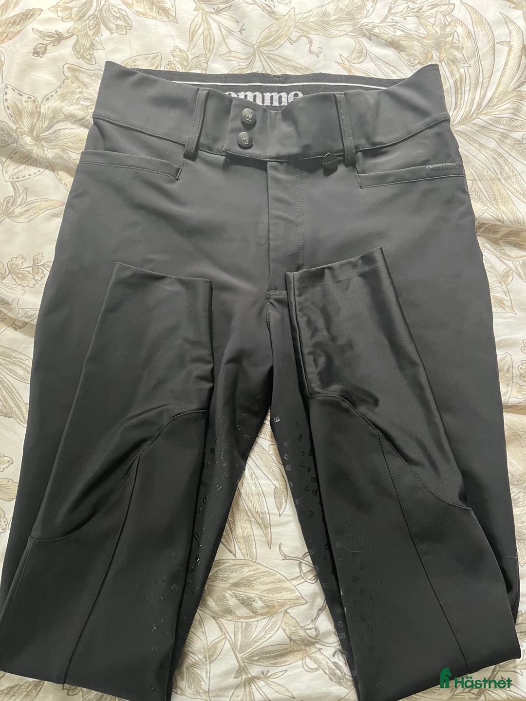 Ridbyxor ryttarutrustning till salu: Pomme Equestrian Ridbyxor  i Västervik - Annons 1