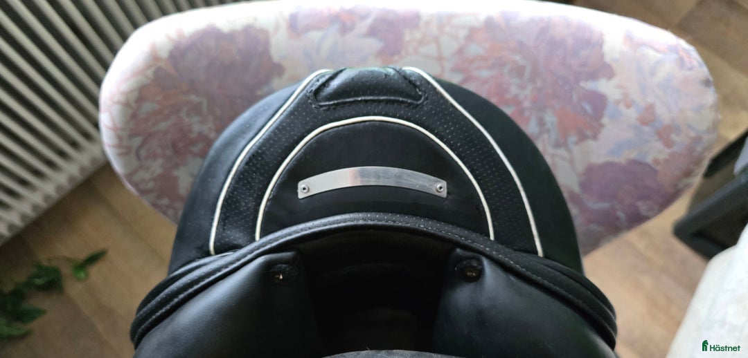 Sadlar hästutrustning till salu: Pedantskött prestige X-breath i Norrfjärden - Annons 4