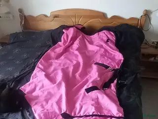 Täcken hästutrustning helt nytt regntäcke - Annons 3