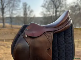 Sadlar hästutrustning Trevlig hoppsadel - Annons 5