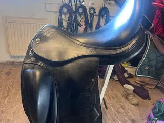 Sadlar hästutrustning Prestige Philosophy 17” - Annons 1