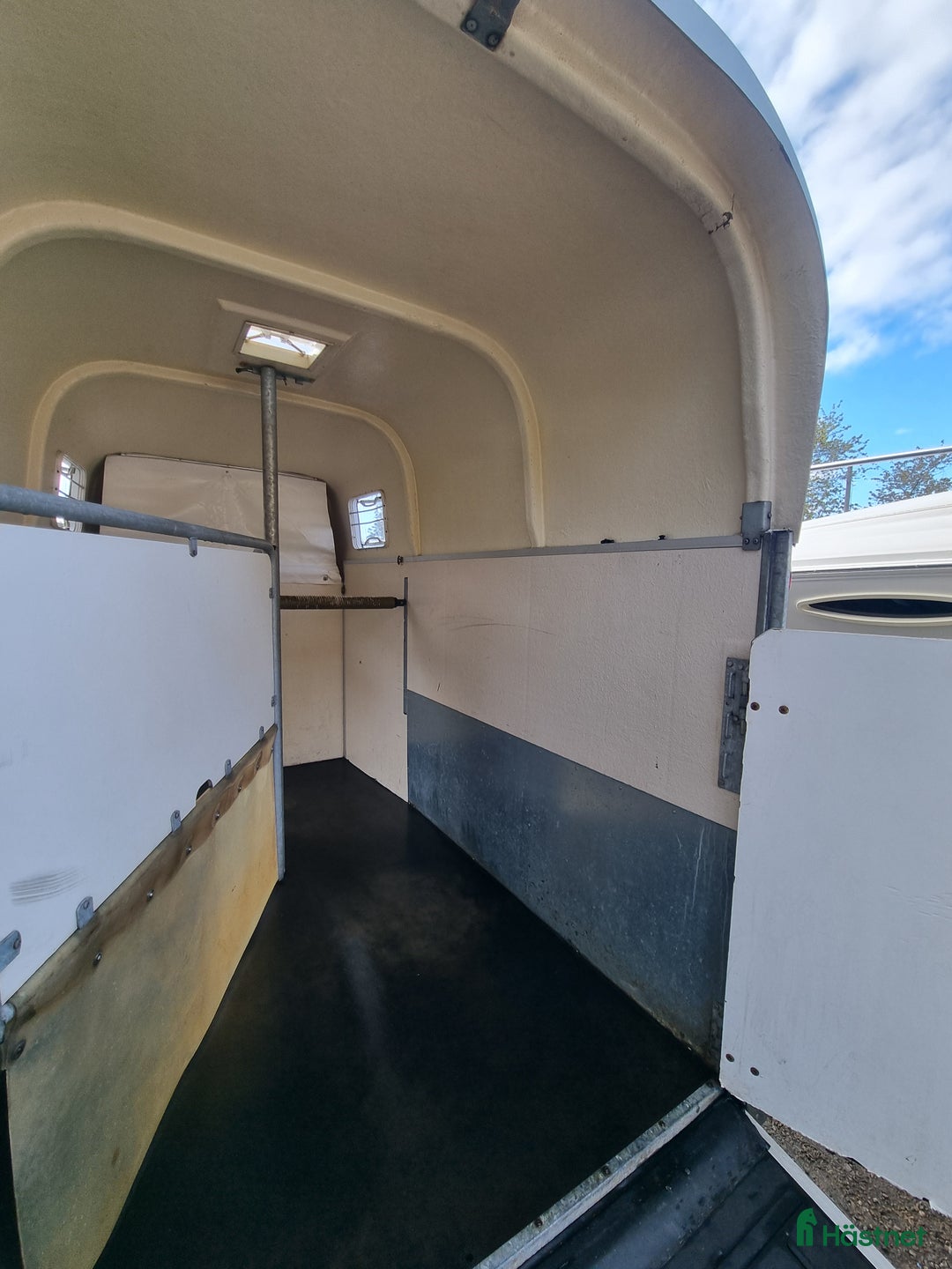 Hästtransporter  fordon & transport till salu: Thule Premium -08 i Ronneby - Annons 5