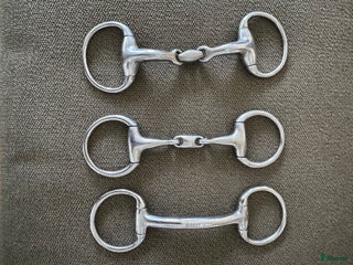 Bett hästutrustning till salu: Tre olika bett (strl 10,5 cm) säljes tillsammans i Lund - Annons 2