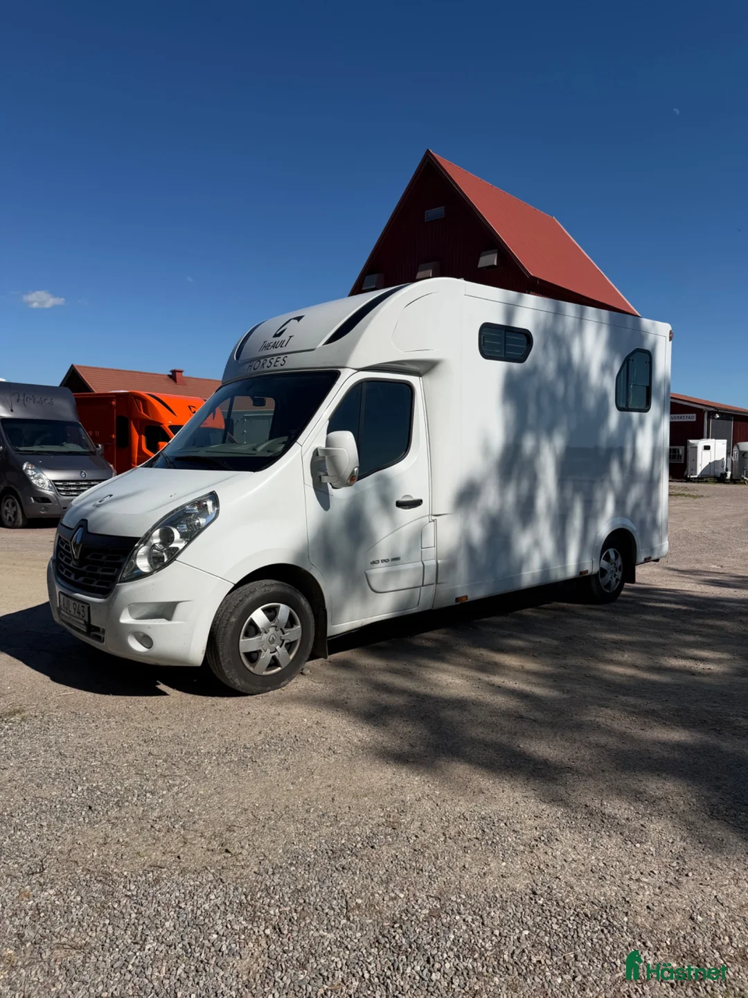Hästlastbilar  fordon & transport till salu: Hästlastbil Theault v-galler  i Västerås - Annons 2