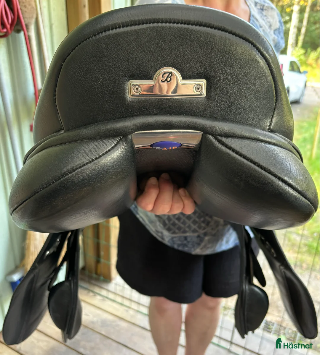 Sadlar hästutrustning till salu: Hoppsadel i Olofstorp - Annons 6