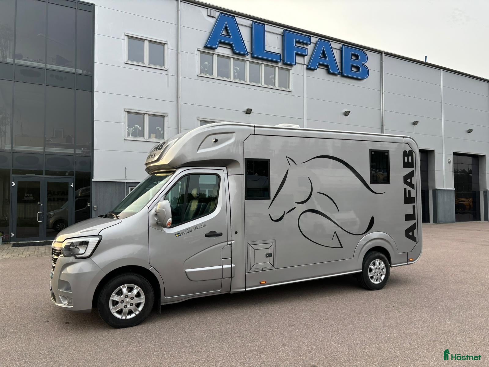 Hästlastbilar  fordon & transport till salu: ALFAB EVO 5-sits - Annons 1