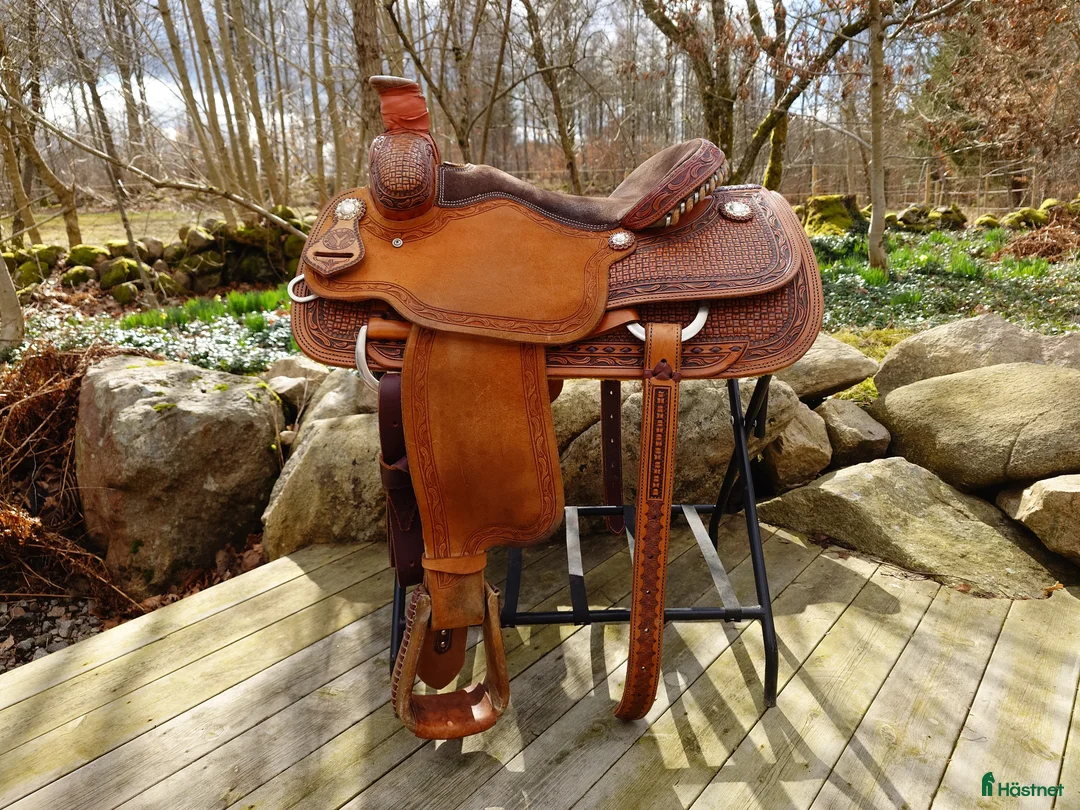 Sadlar hästutrustning till salu: Circle Y Brisco Roper i Slättåkra - Annons 1